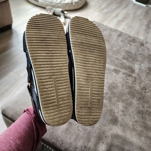 Tommy Hilfiger Women's Beliz Sport Sandal - Picture 6 of 7